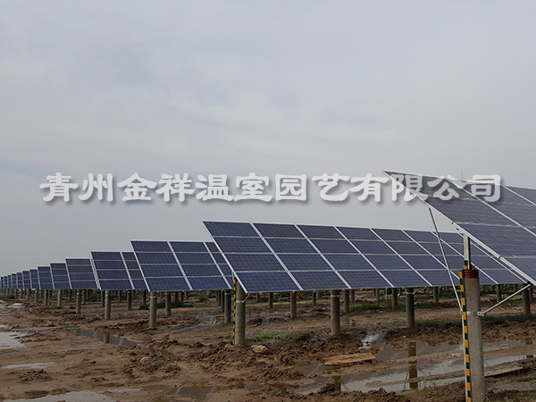 太陽能光伏板發電.jpg